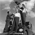 1953-Equipa-da-filmagem-da-pelcula-s[4].jpg