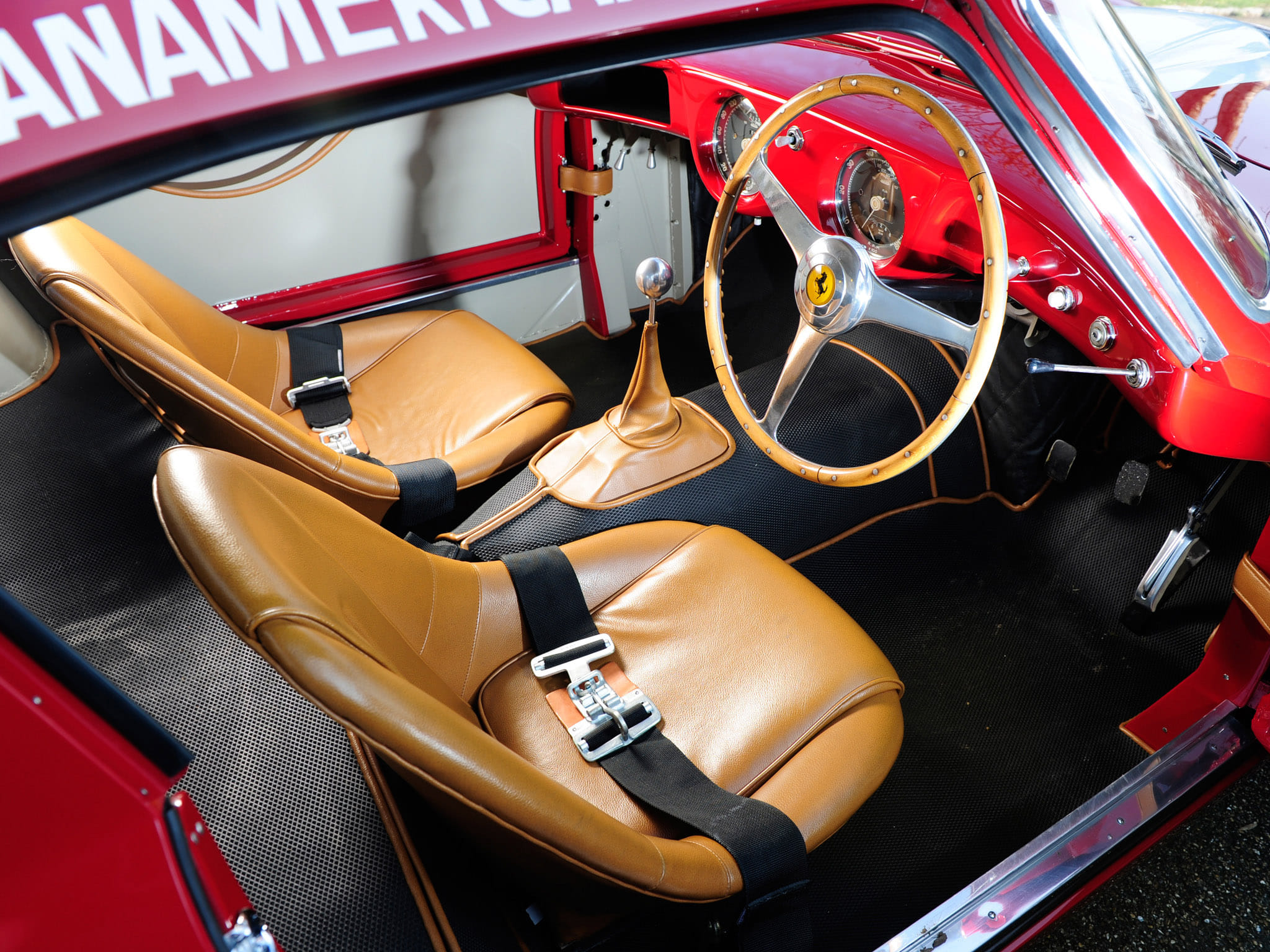 Ferrari 250 MM Berlinetta Pininfarina (2).jpg