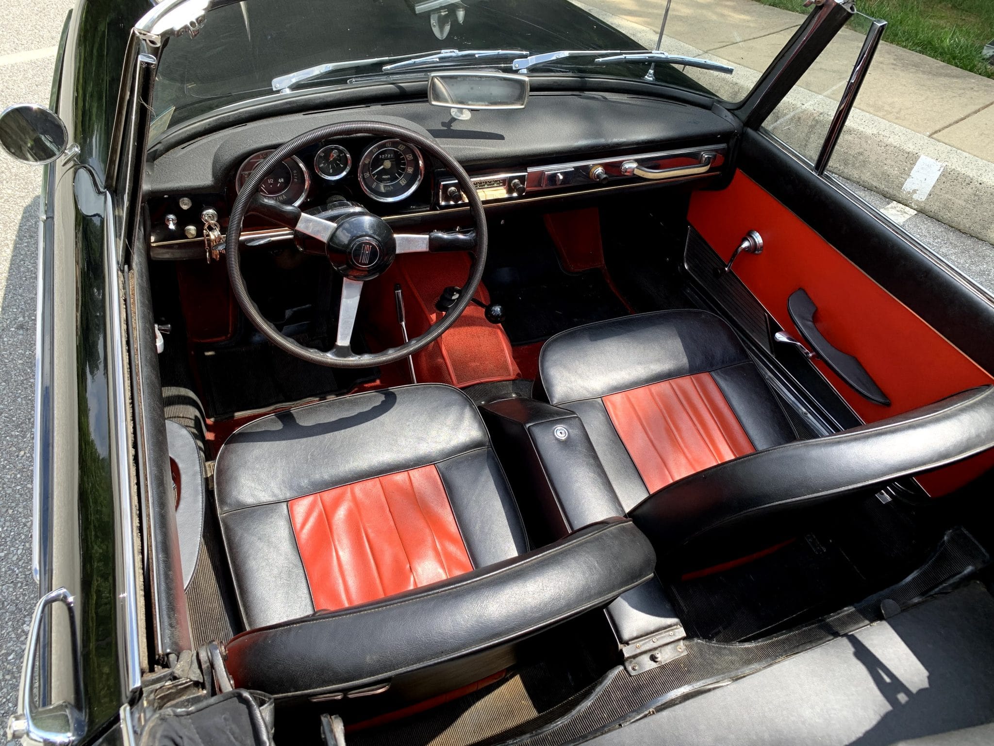 Fiat 1200 Cabriolet (4).jpg