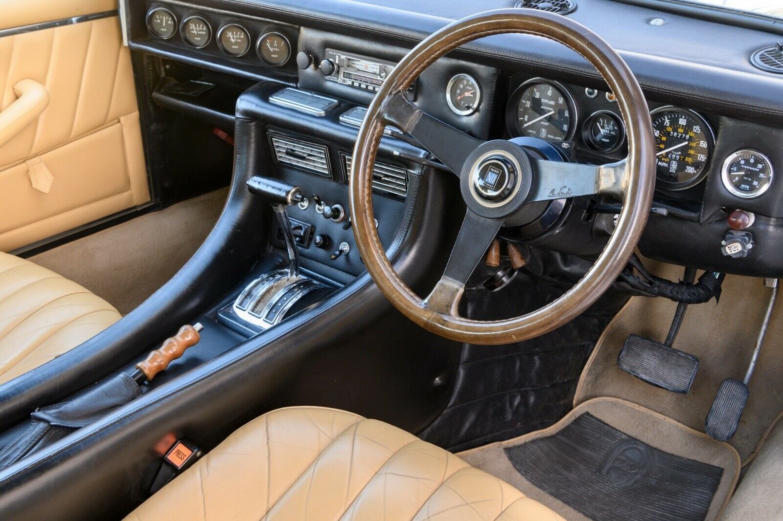 Iso Rivolta Lele (2).jpg