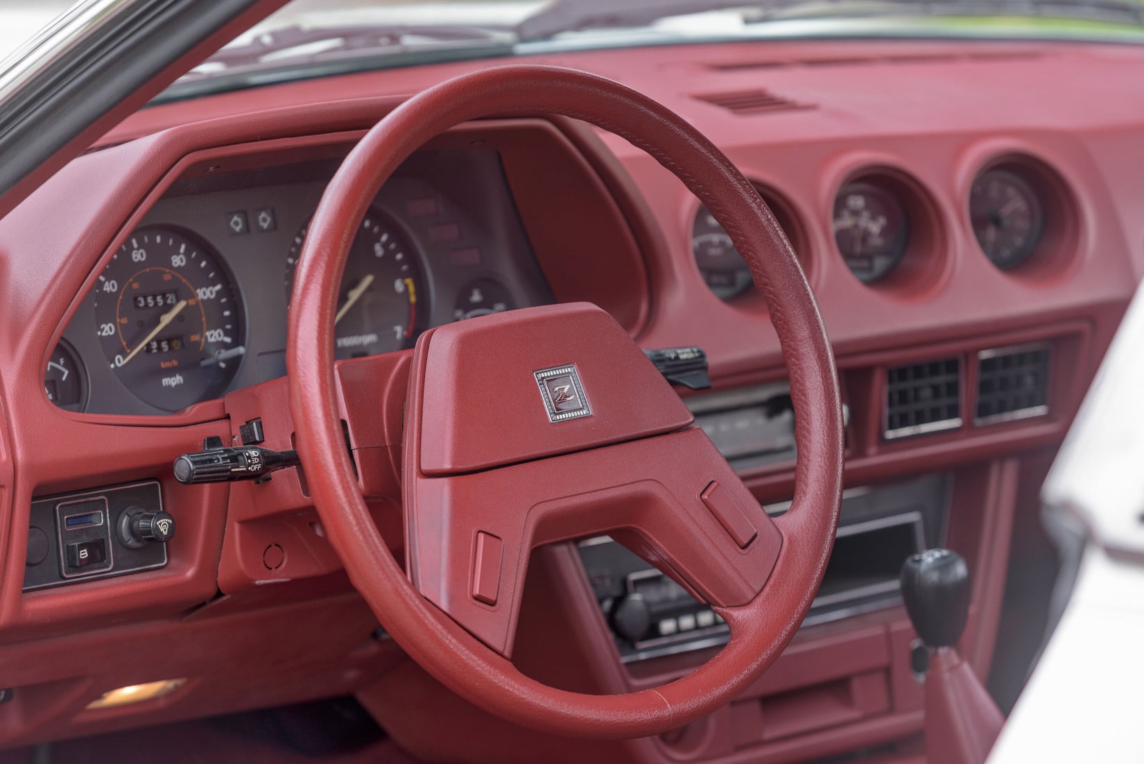 Datsun 280ZX (1).jpg