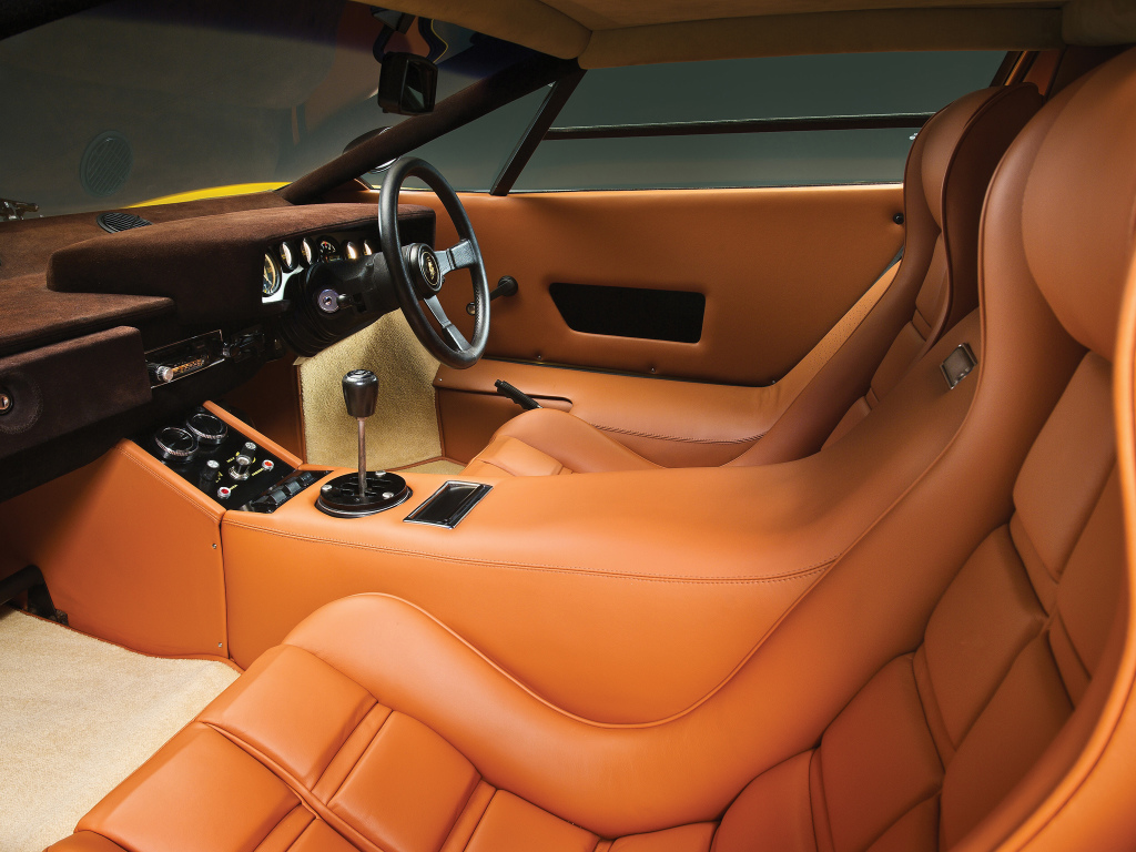 Lamborghini Countach LP400.jpg