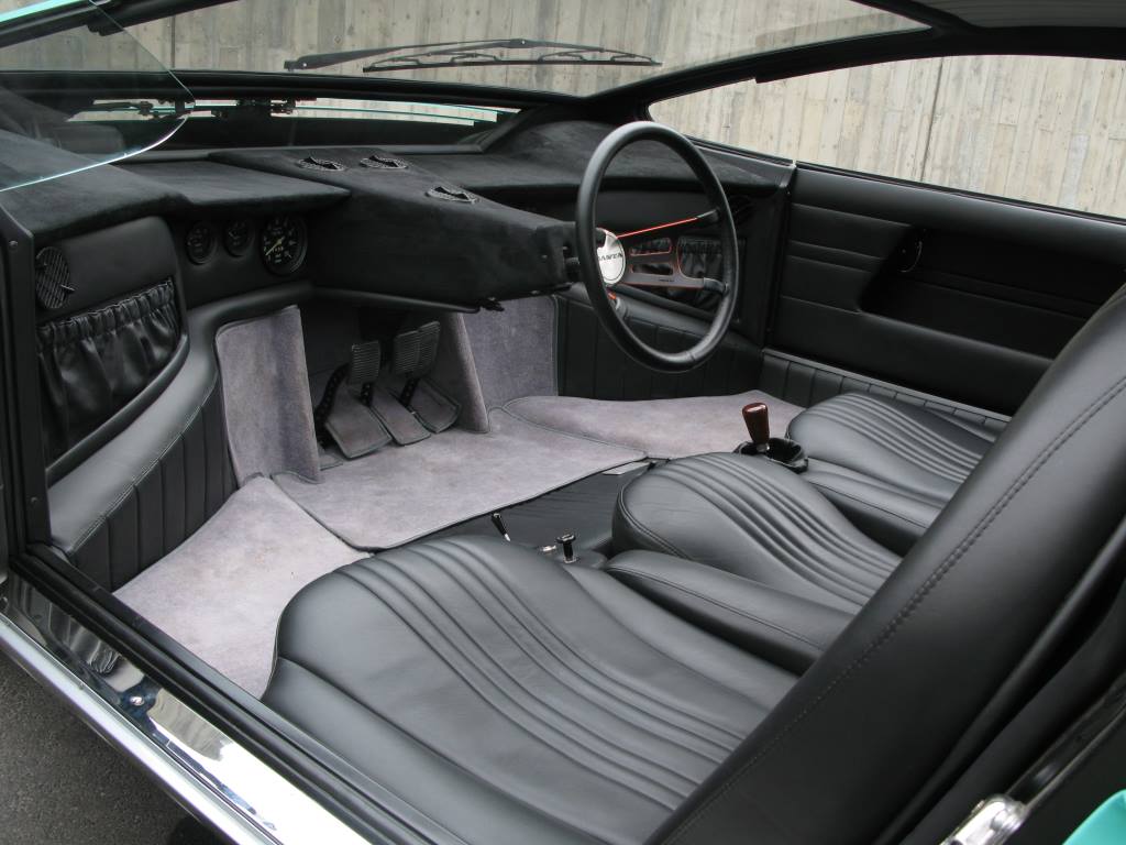Bizzarrini Manta.jpg