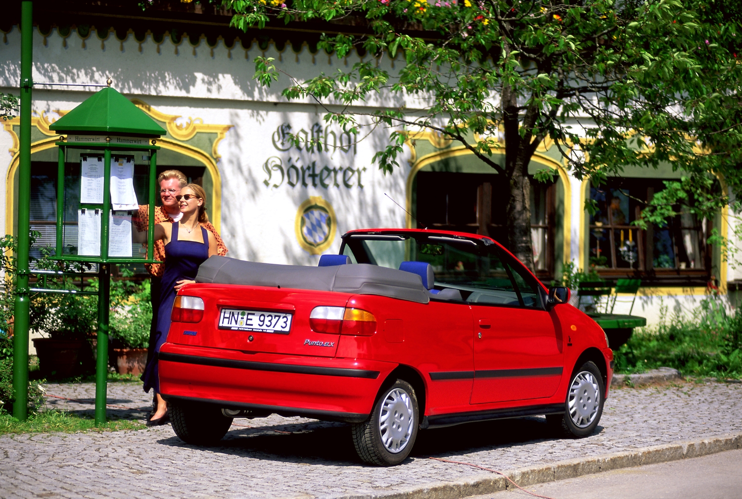 Fiat Punto Cabrio ELX (2).jpg
