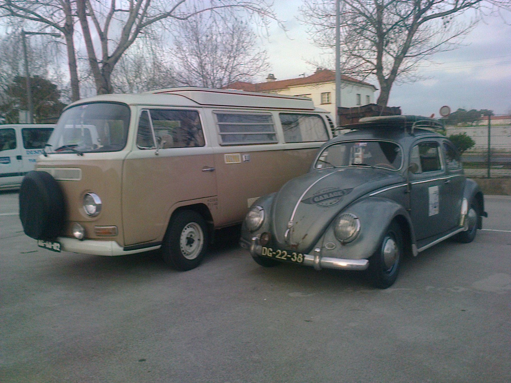 Carrinha e carro.jpg