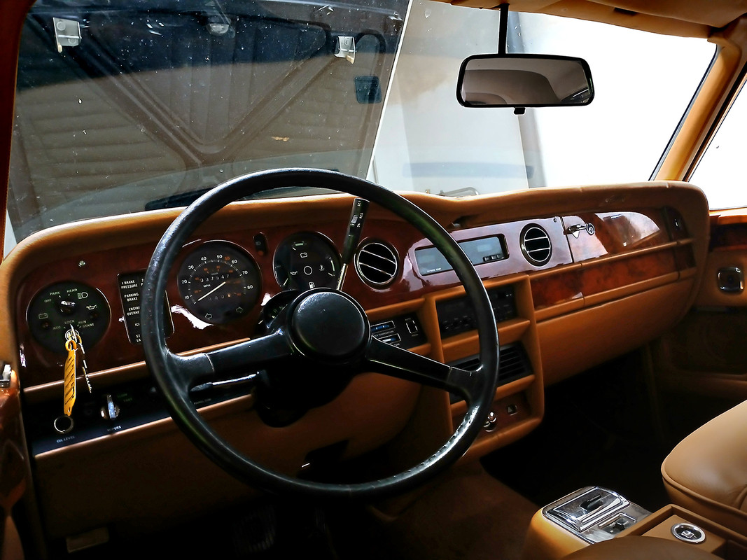 ROLLS_CORNICHE_AS2506-26.jpg