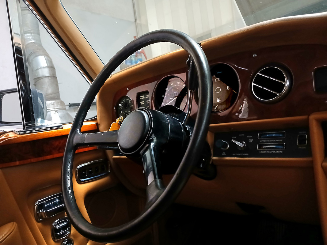ROLLS_CORNICHE_AS2506-28.jpg
