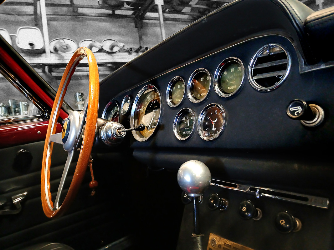 FERRARI_250_EA2510-37.jpg