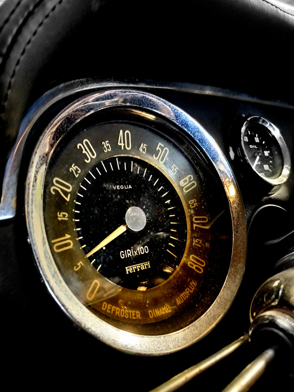 FERRARI_250_EA2510-12C.jpg