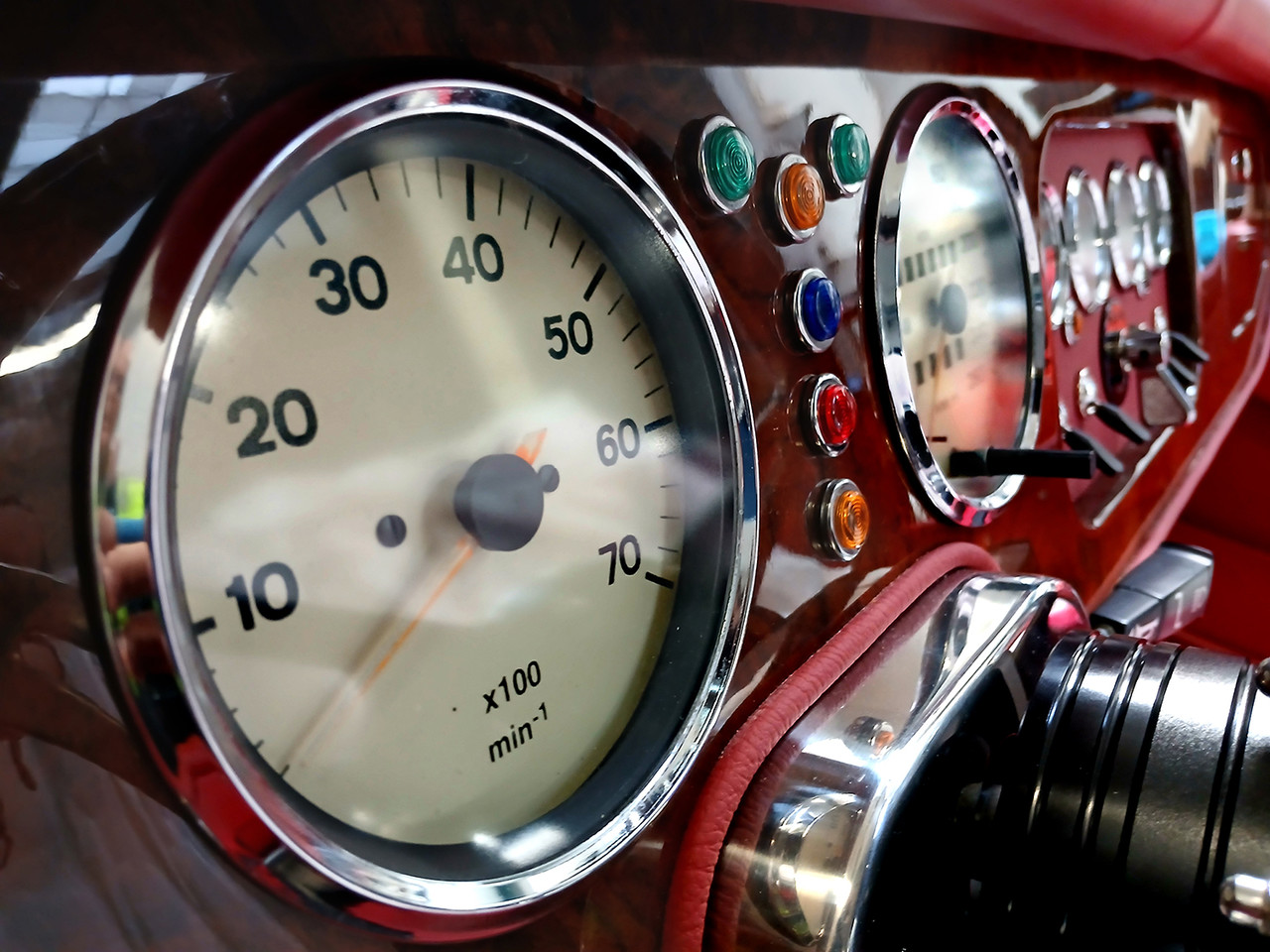 MORGAN_V8_AS2505_16.jpg