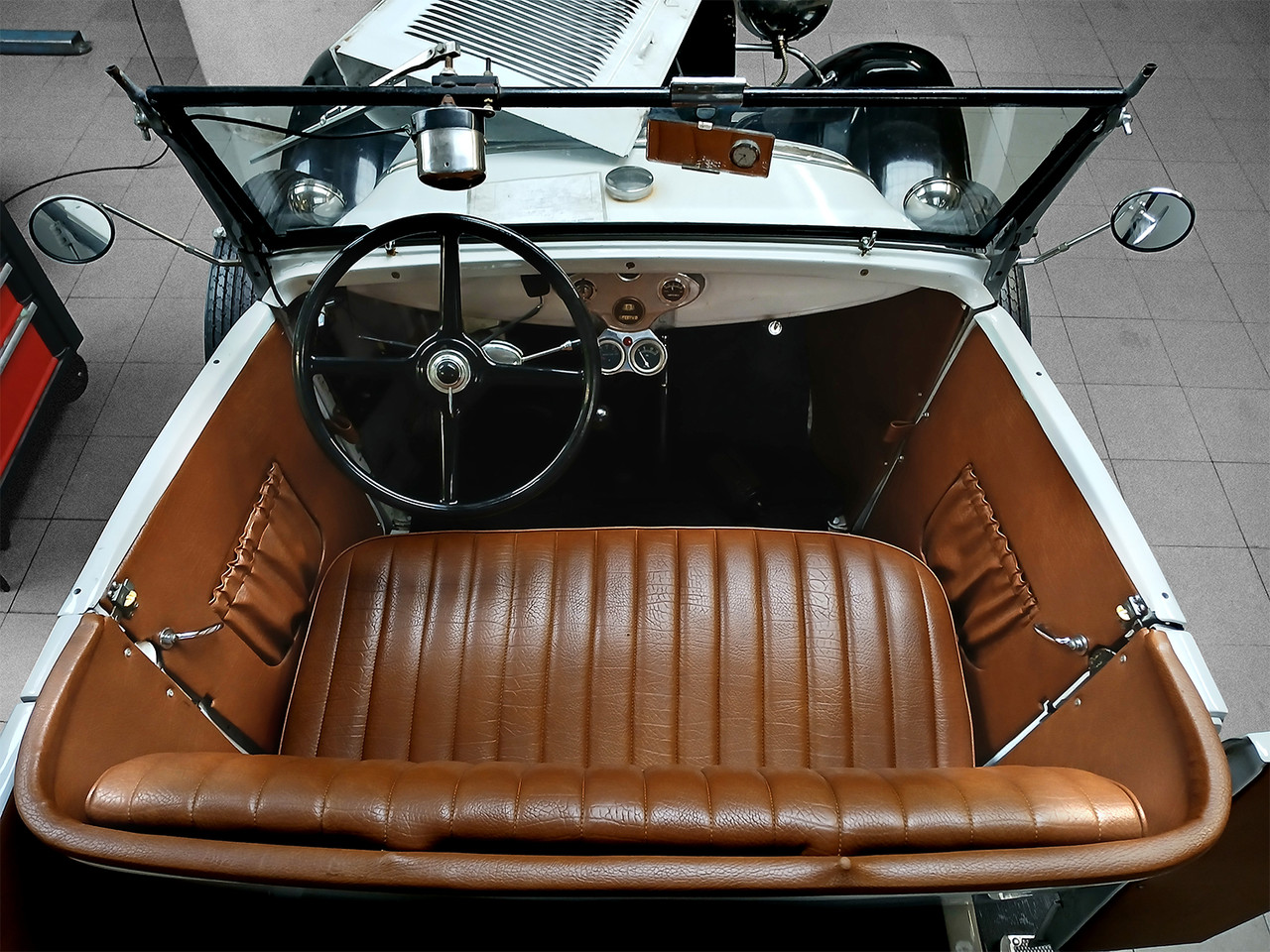 FORD_MODEL_A_AS2504_6.jpg