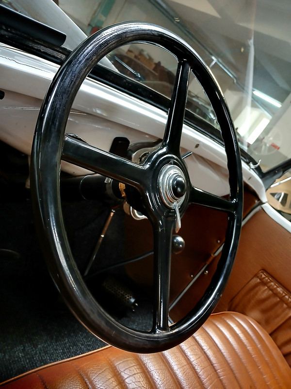 FORD_MODEL_A_AS2504_8B.jpg