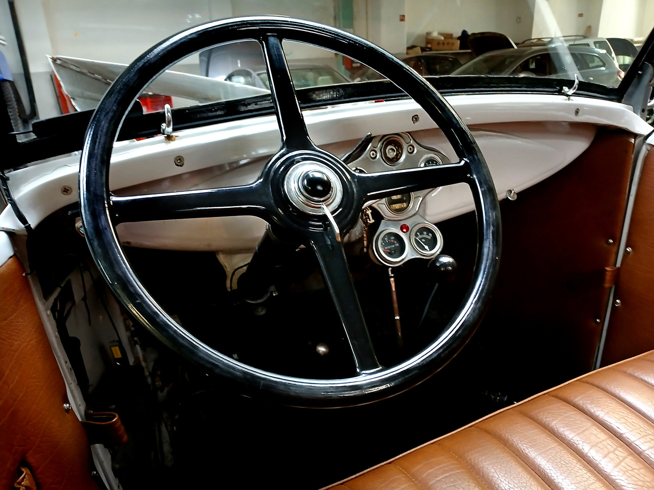 FORD_MODEL_A_AS2504_5.jpg