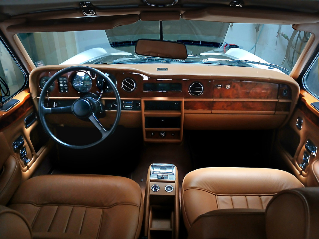ROLLS_CORNICHE_AS2506-29.jpg