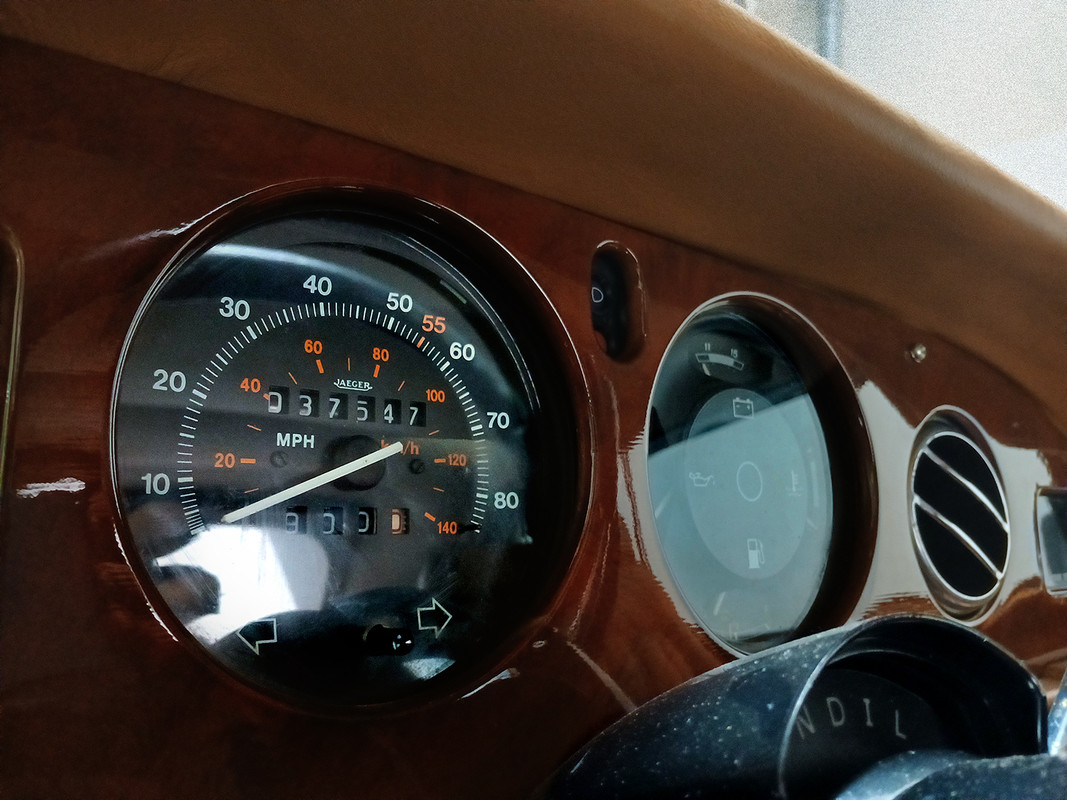 ROLLS_CORNICHE_AS2506-16.jpg