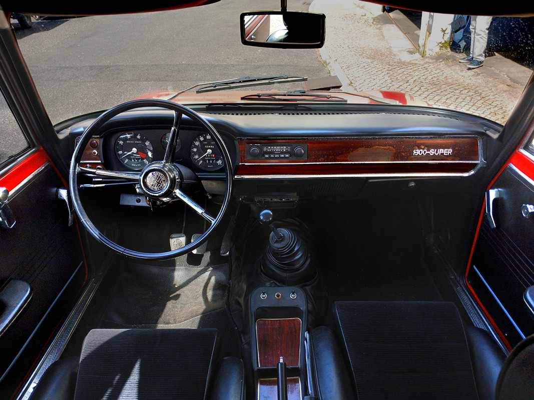 ALFA_GIULIA_EA2506_12B.jpg