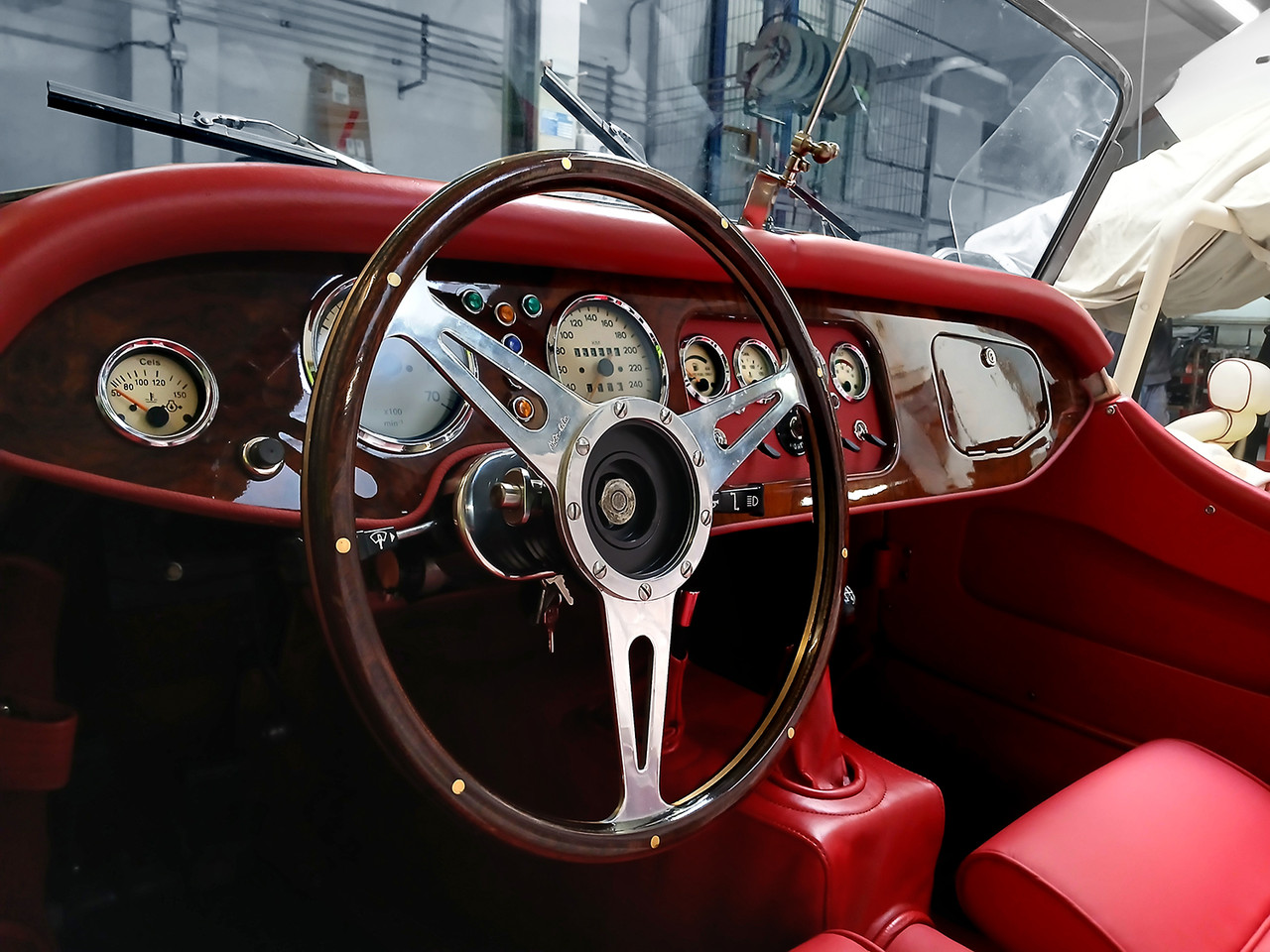 MORGAN_V8_AS2505_15.jpg