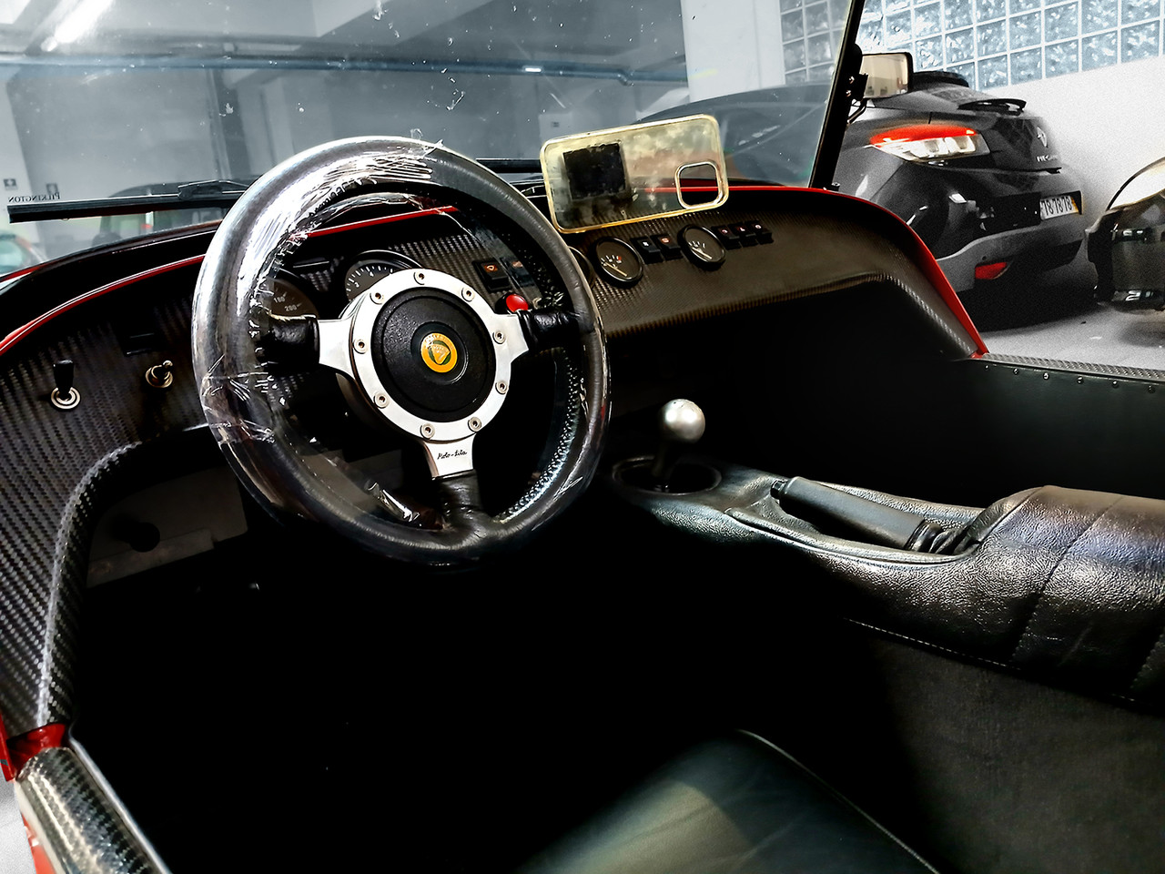 CATERHAM_AS2506B_8F.jpg