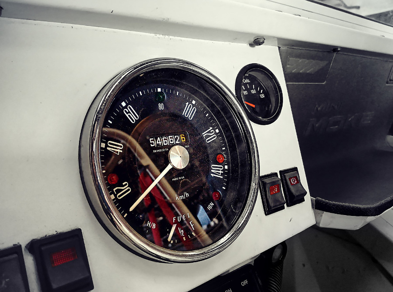 MOKE_EA2506_7B.jpg