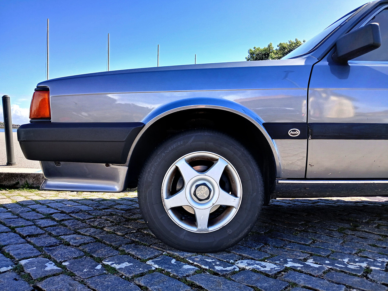 AUDI_80_B2_PRT2505_Bd5.jpg