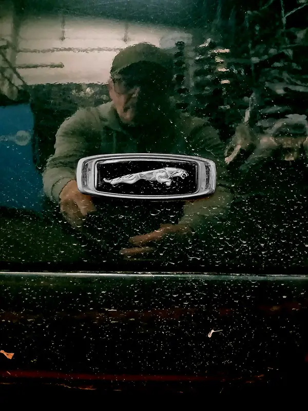 JAG-XJ-S1-EA2503-Bd5.webp