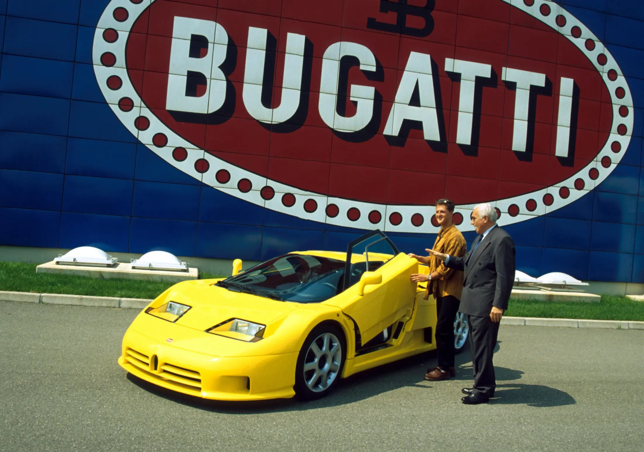 Bugatti EB110 SS.webp