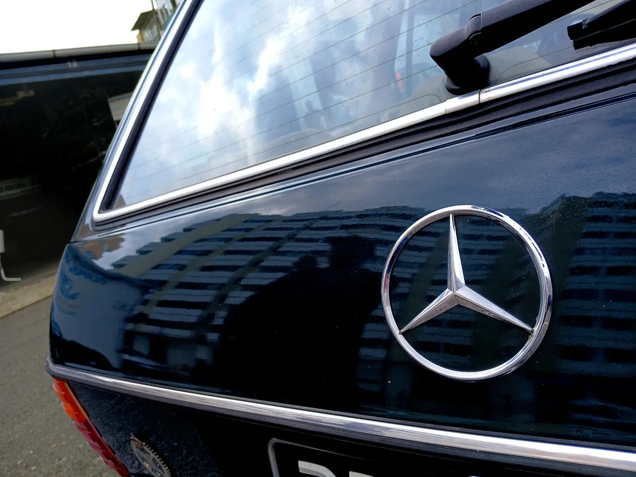 MERC-W123-SW-EA2504-Bd1.webp