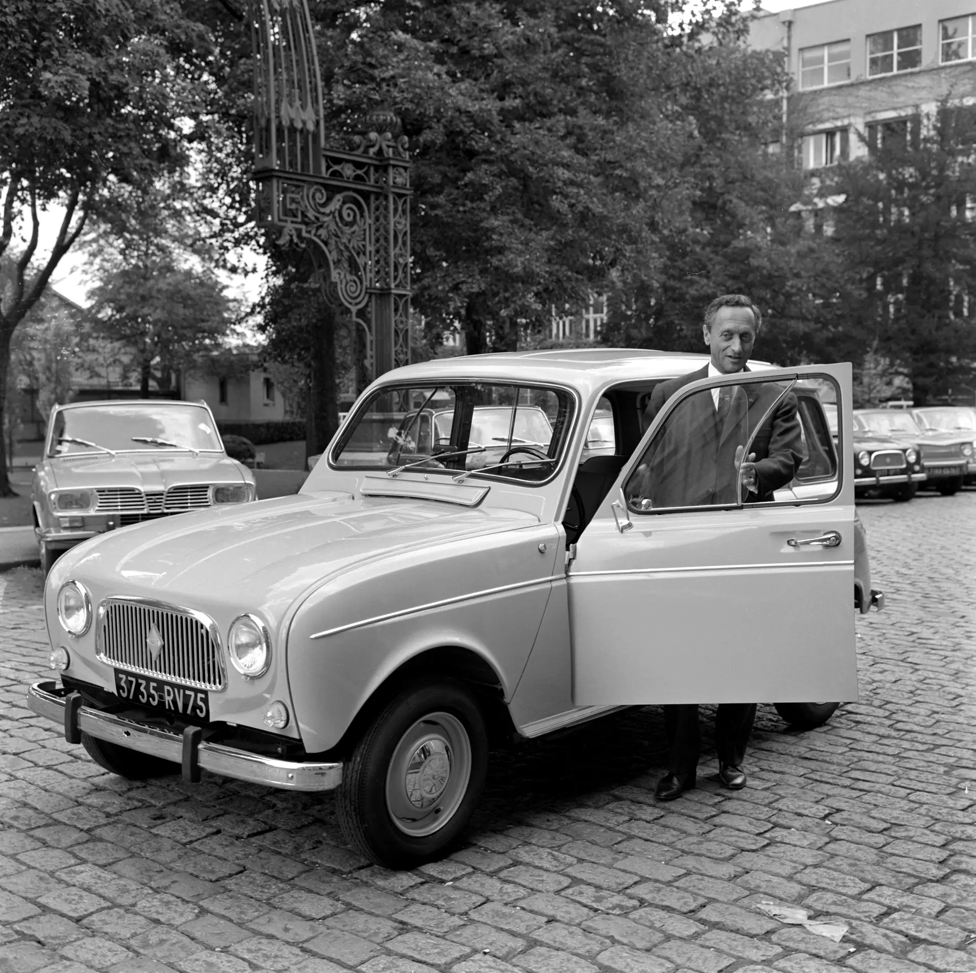 Renault 4 L (2).webp