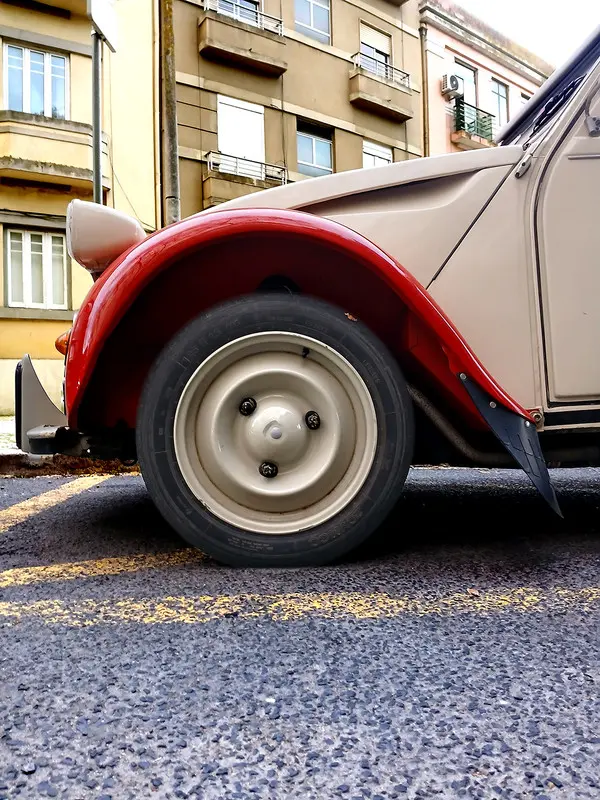 CITRO-2CV-LX2503-Bd11.webp