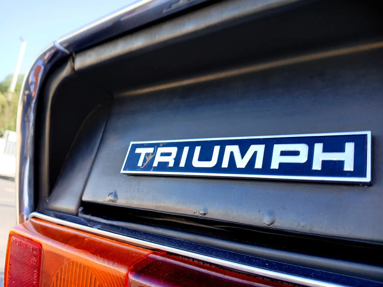 TRIUMPH-DOLOMITE-SPRINT-LX2503-Bd7.webp