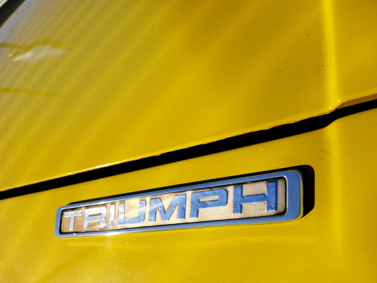 TRIUMPH-DOLOMITE-SPRINT-LX2503-Bd8B.webp