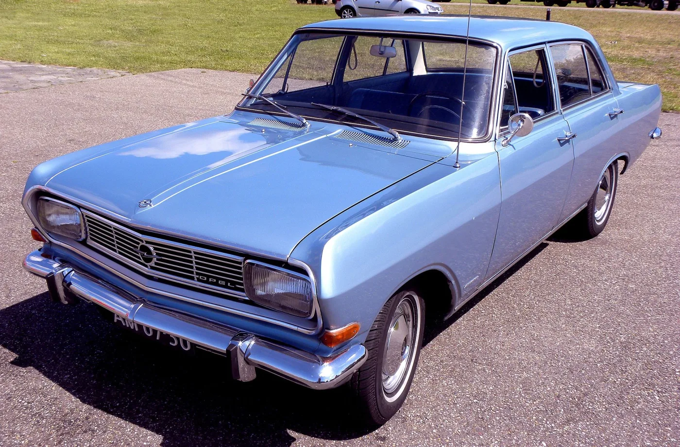 Opel Rekord E 1900