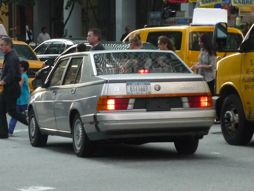 Alfa Romeo Alfa 75 2.4 TD