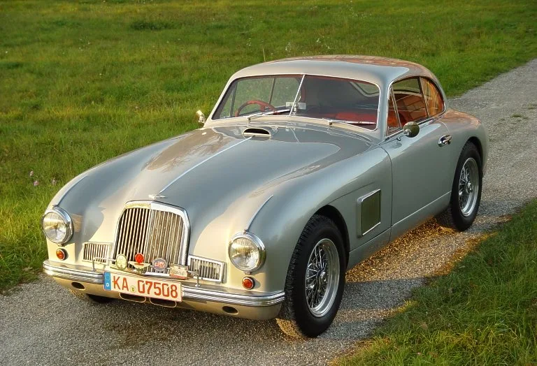 DB2 Coupé