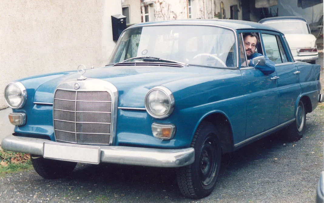 Mercedes-Benz W110 230