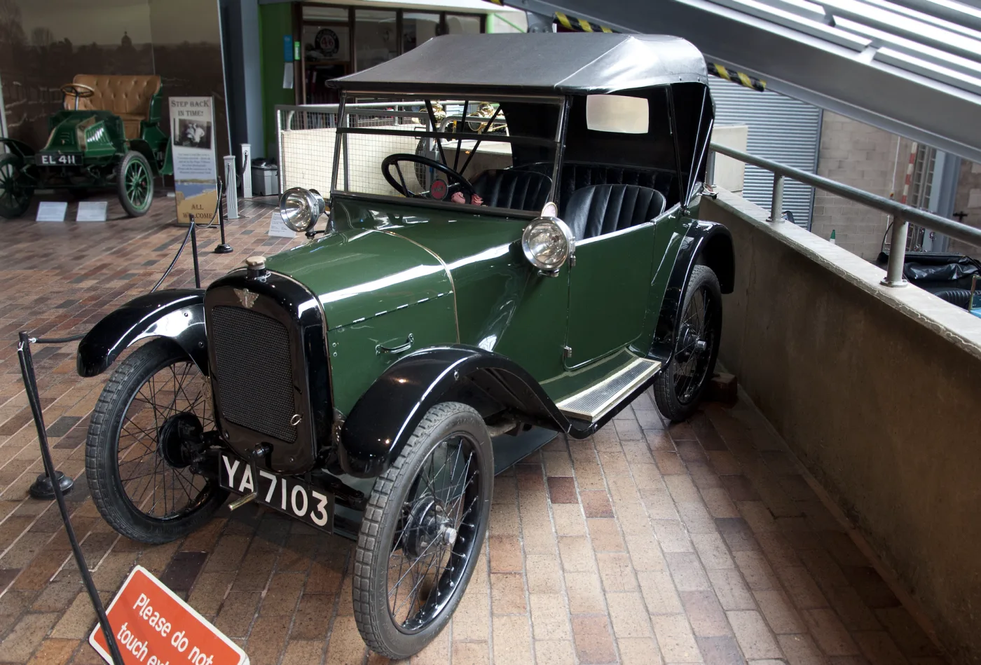 Austin Seven Saloon